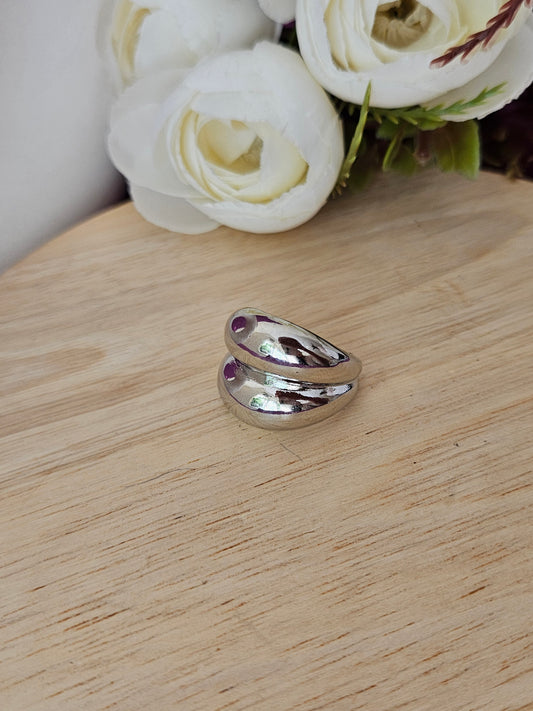 Encircling Embrace Silver Ring