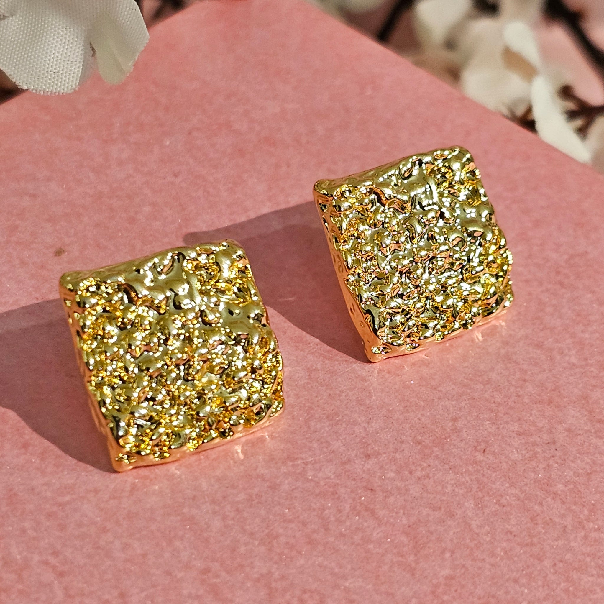 18K Micro-Gold Plated Hammered Square Earring